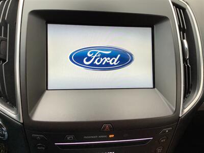 2015 Ford Edge Titanium   - Photo 13 - Crest Hill, IL 60403