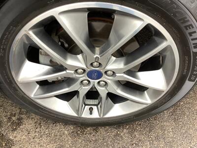 2015 Ford Edge Titanium   - Photo 46 - Crest Hill, IL 60403