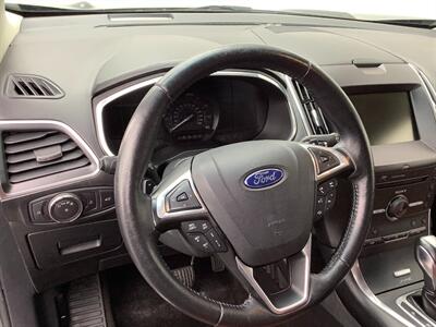 2015 Ford Edge Titanium   - Photo 12 - Crest Hill, IL 60403