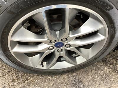 2015 Ford Edge Titanium   - Photo 44 - Crest Hill, IL 60403