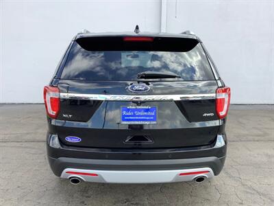 2017 Ford Explorer XLT   - Photo 6 - Crest Hill, IL 60403