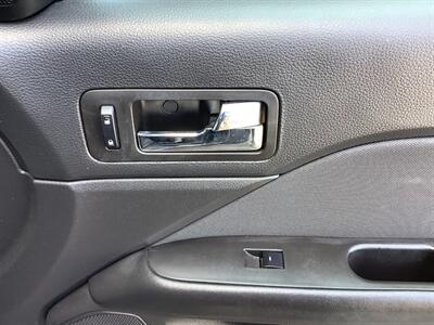 2012 Ford Fusion SE - Photo 25 - Crest Hill, IL 60403