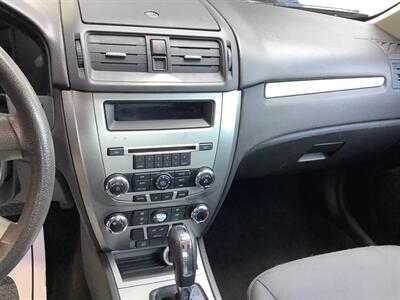 2012 Ford Fusion SE - Photo 14 - Crest Hill, IL 60403