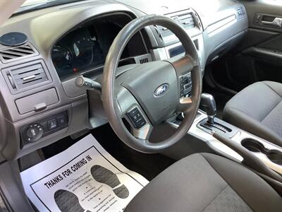 2012 Ford Fusion SE - Photo 13 - Crest Hill, IL 60403