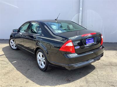 2012 Ford Fusion SE - Photo 4 - Crest Hill, IL 60403
