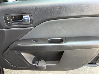 2012 Ford Fusion SE - Photo 24 - Crest Hill, IL 60403