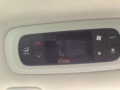 2021 Chrysler Pacifica Hybrid Limited   - Photo 52 - Crest Hill, IL 60403