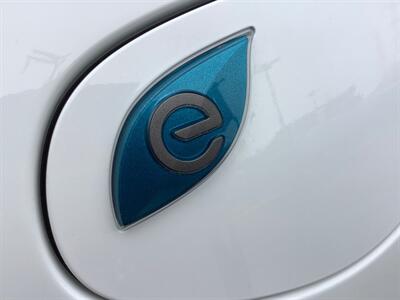 2021 Chrysler Pacifica Hybrid Limited   - Photo 71 - Crest Hill, IL 60403