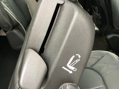 2021 Chrysler Pacifica Hybrid Limited   - Photo 35 - Crest Hill, IL 60403