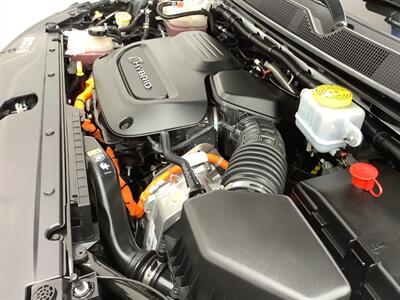 2021 Chrysler Pacifica Hybrid Limited   - Photo 69 - Crest Hill, IL 60403