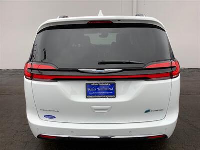 2021 Chrysler Pacifica Hybrid Limited   - Photo 5 - Crest Hill, IL 60403