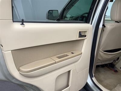 2010 Ford Escape Limited   - Photo 21 - Crest Hill, IL 60403