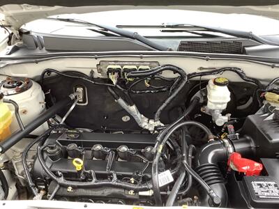 2010 Ford Escape Limited   - Photo 37 - Crest Hill, IL 60403