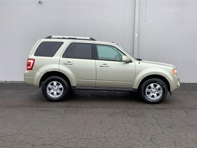 2010 Ford Escape Limited   - Photo 8 - Crest Hill, IL 60403