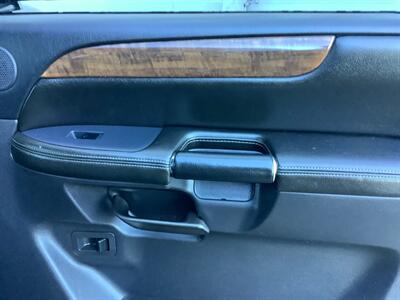2010 Nissan Armada Titanium   - Photo 31 - Crest Hill, IL 60403