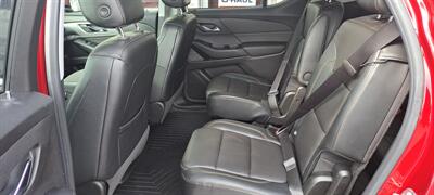 2018 Chevrolet Traverse LT   - Photo 7 - Pine River, MN 56474