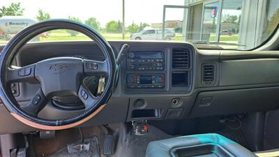 2005 Chevrolet Silverado 2500 HEAVY DUTY   - Photo 8 - Pine River, MN 56474