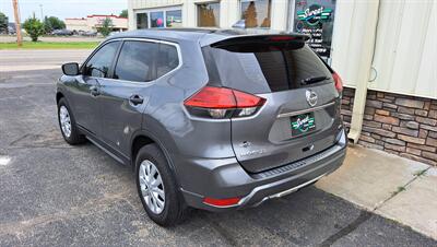 2017 Nissan Rogue S   - Photo 3 - Pine River, MN 56474