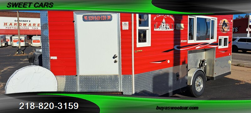 2016 ICE CASTLE LAKE OF THE WOODS 16'  