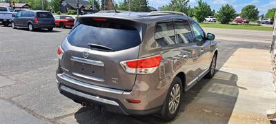 2014 Nissan Pathfinder SL   - Photo 4 - Pine River, MN 56474