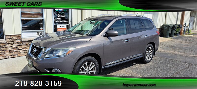 2014 Nissan Pathfinder SL   - Photo 1 - Pine River, MN 56474