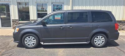 2019 Dodge Grand Caravan SE   - Photo 2 - Pine River, MN 56474