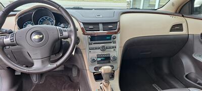 2009 Chevrolet Malibu LTZ   - Photo 9 - Pine River, MN 56474
