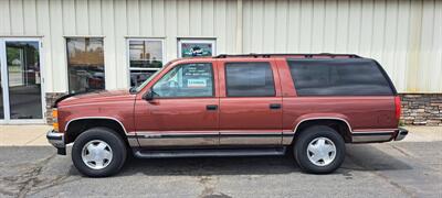 1998 Chevrolet Suburban K1500   - Photo 2 - Pine River, MN 56474