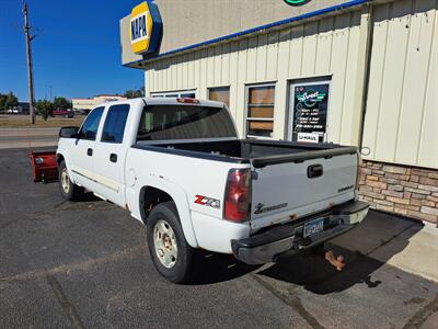 2005 Chevrolet Silverado 1500 LS 4dr Crew Cab LS   - Photo 3 - Pine River, MN 56474