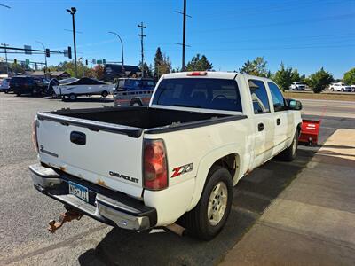 2005 Chevrolet Silverado 1500 LS 4dr Crew Cab LS   - Photo 4 - Pine River, MN 56474