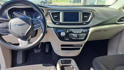 2021 Chrysler Voyager LX   - Photo 9 - Pine River, MN 56474