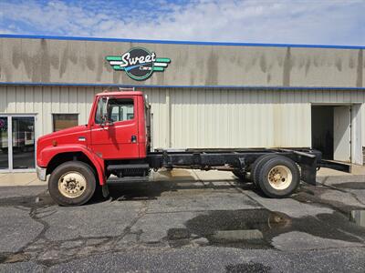 2003 Freightliner FL70   - Photo 2 - Pine River, MN 56474