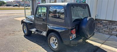 1991 Jeep Wrangler RENEGADE   - Photo 3 - Pine River, MN 56474