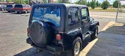 1991 Jeep Wrangler RENEGADE   - Photo 4 - Pine River, MN 56474