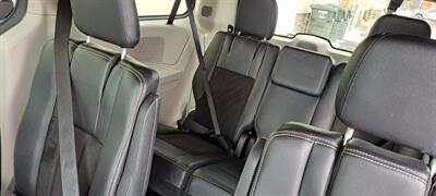 2019 Dodge Grand Caravan SXT   - Photo 8 - Pine River, MN 56474