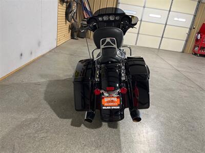 2017 Harley-Davidson Street Glide   - Photo 4 - Amarillo, TX 79118