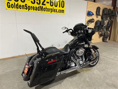 2013 Harley-Davidson Street Glide   - Photo 3 - Amarillo, TX 79118