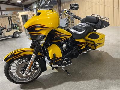 2015 HARLEY DAVIDSON STREET GLIDE CVO   - Photo 8 - Amarillo, TX 79118