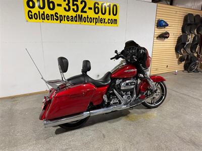 2019 Harley-Davidson Street Glide   - Photo 3 - Amarillo, TX 79118