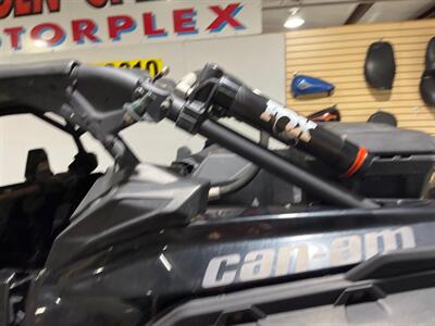2023 CAN AM MAVERICK X3 MAXX RS TURBO   - Photo 9 - Amarillo, TX 79118