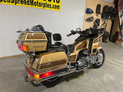 1985 Honda Gold Wing Limited   - Photo 3 - Amarillo, TX 79118