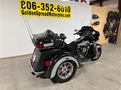 2013 Harley-Davidson Trike Tri Glide Ultra Classic   - Photo 3 - Amarillo, TX 79118