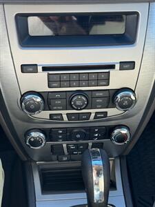 2012 Ford Fusion SE   - Photo 17 - Charlotte, NC 28227