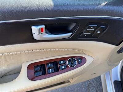 2012 Hyundai Genesis 4.6L V8   - Photo 9 - Charlotte, NC 28227