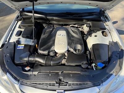 2012 Hyundai Genesis 4.6L V8   - Photo 18 - Charlotte, NC 28227