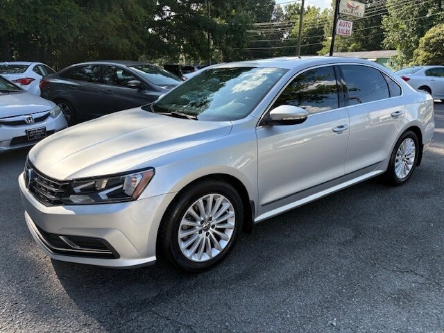 2016 Volkswagen Passat 1.8T SE  