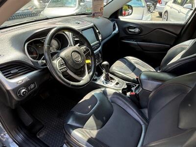 2015 Jeep Cherokee Trailhawk   - Photo 8 - Charlotte, NC 28227