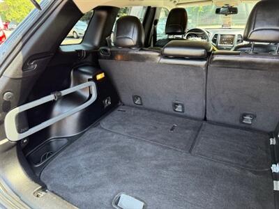 2015 Jeep Cherokee Trailhawk   - Photo 32 - Charlotte, NC 28227