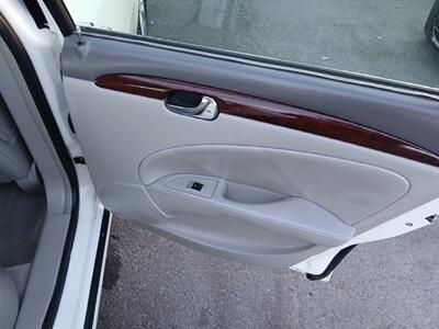 2010 Buick Lucerne CXL   - Photo 12 - Charlotte, NC 28227