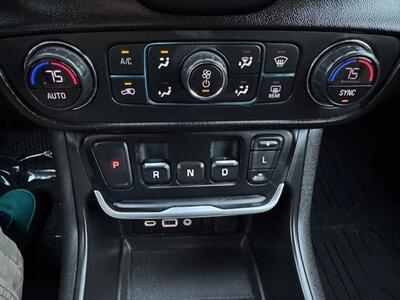 2019 GMC Terrain SLT   - Photo 18 - Charlotte, NC 28227